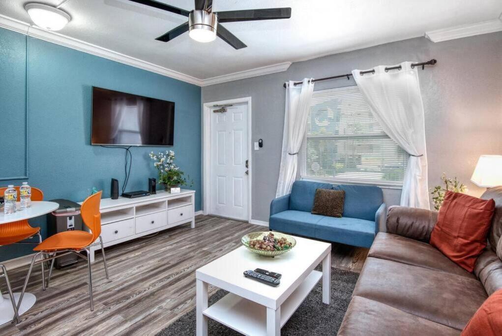 Sunset Beach Suites Of Madeira Beach! Pet Friendly Summer Getaway! Steps To Beach! - Suite 10 St. Pete Beach Exteriör bild